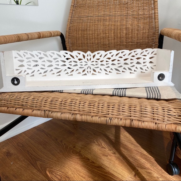 Floating shelf - Picture 3 of 9